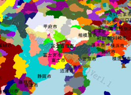 富士吉田市の位置を示す地図
