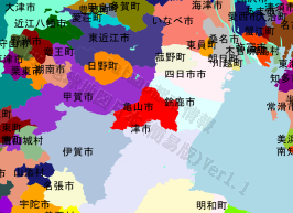 亀山市の位置を示す地図